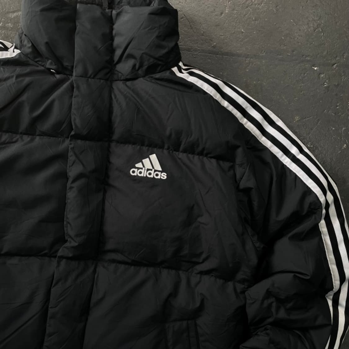 100 아디다스 삼선 푸퍼 패딩 상품이미지2