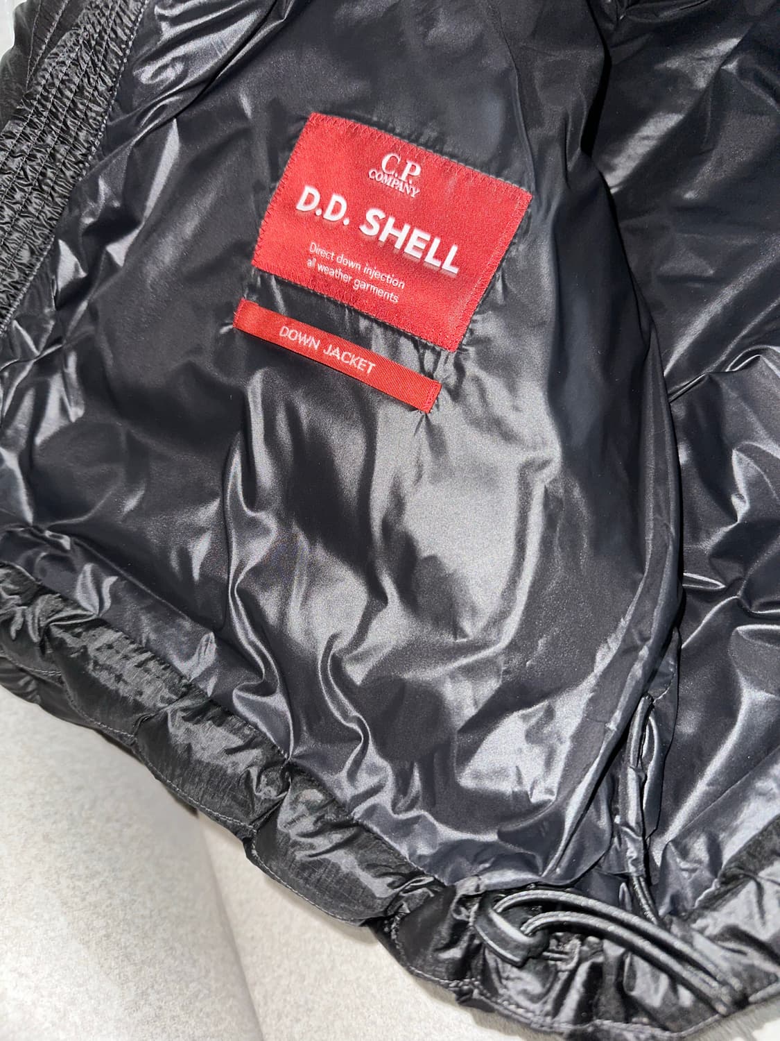 CP컴퍼니 DD쉘 고글 경량패딩 25FW 상품이미지7
