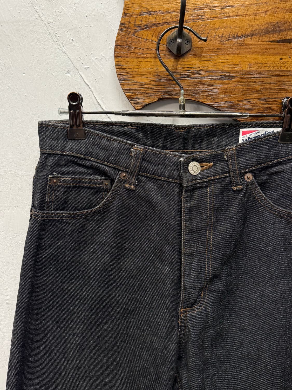 Wrangler Tapered Black Denim Pants 상품이미지6
