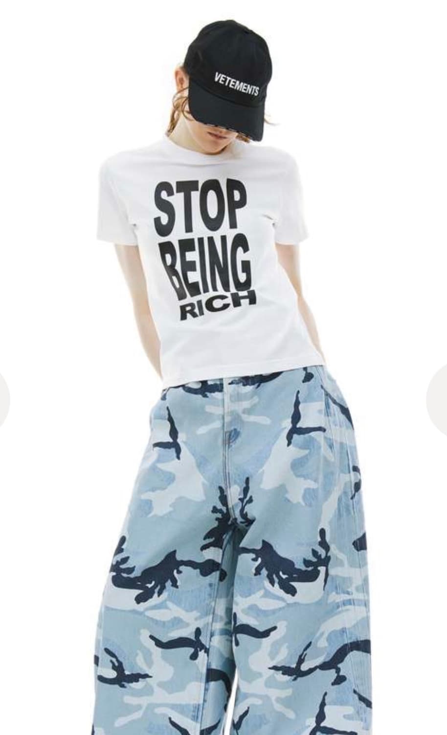 VETEMENTS STOP BEING RICH 티셔츠 화이트 상품이미지1