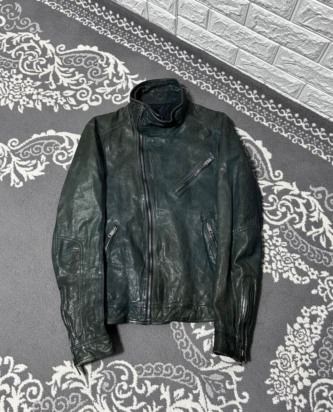 솔리드옴므 사선 더블짚 램스킨 자켓 상품이미지3