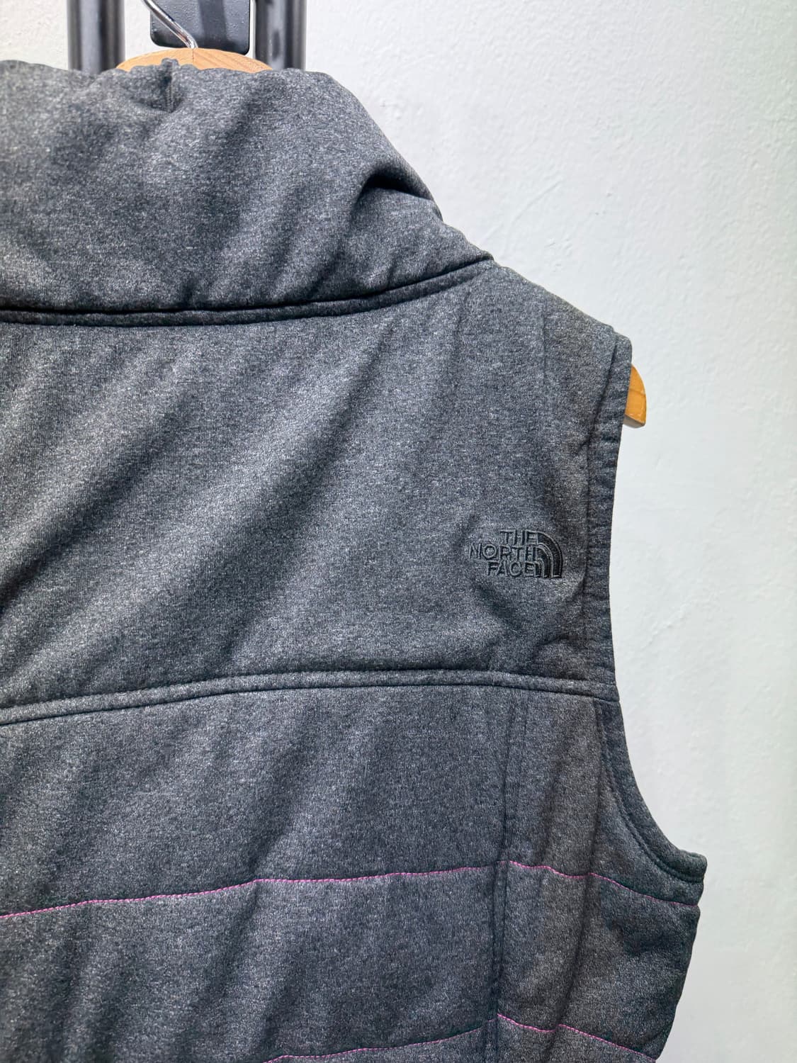 정품) 노스페이스 여성 패딩 조끼 M 상품이미지6