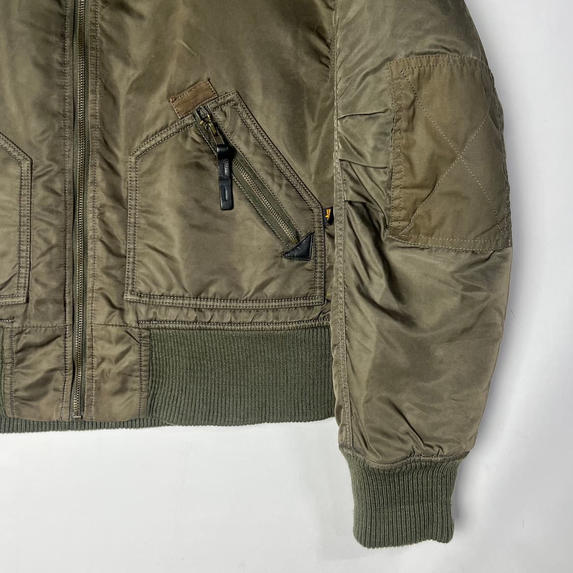 [Alpha] 알파인더스트리 CWU-45/P 밀리터리 봄버자켓 상품이미지4