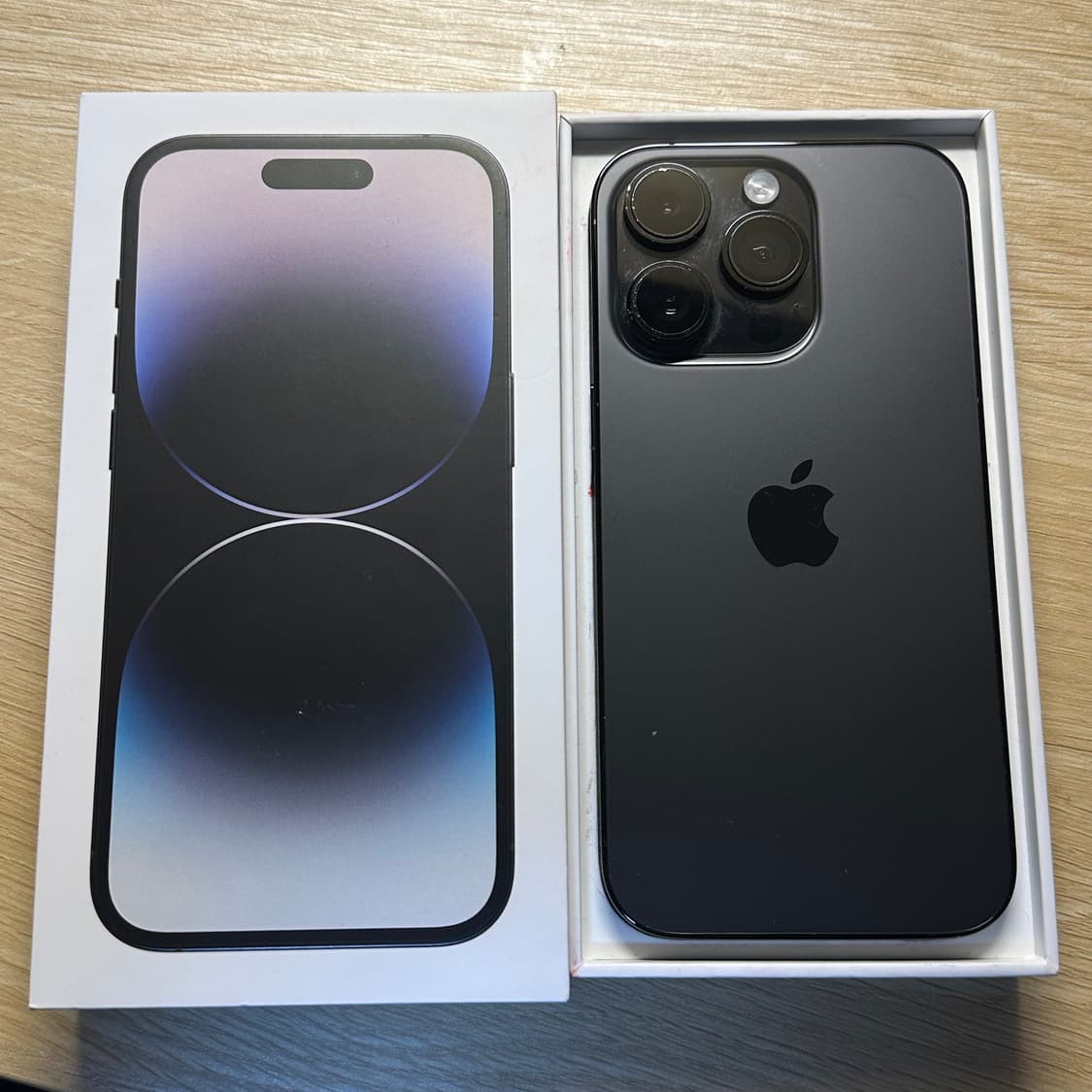 아이폰14프로 블랙 128기가 상품이미지2