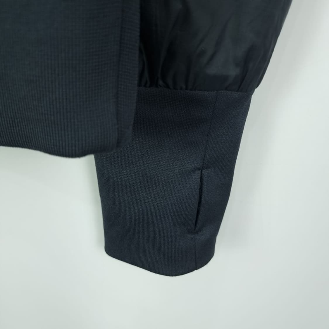 [나이키] 로고 프린팅 윈드러너 후드 바람막이 자켓 블랙 M18767 상품이미지7