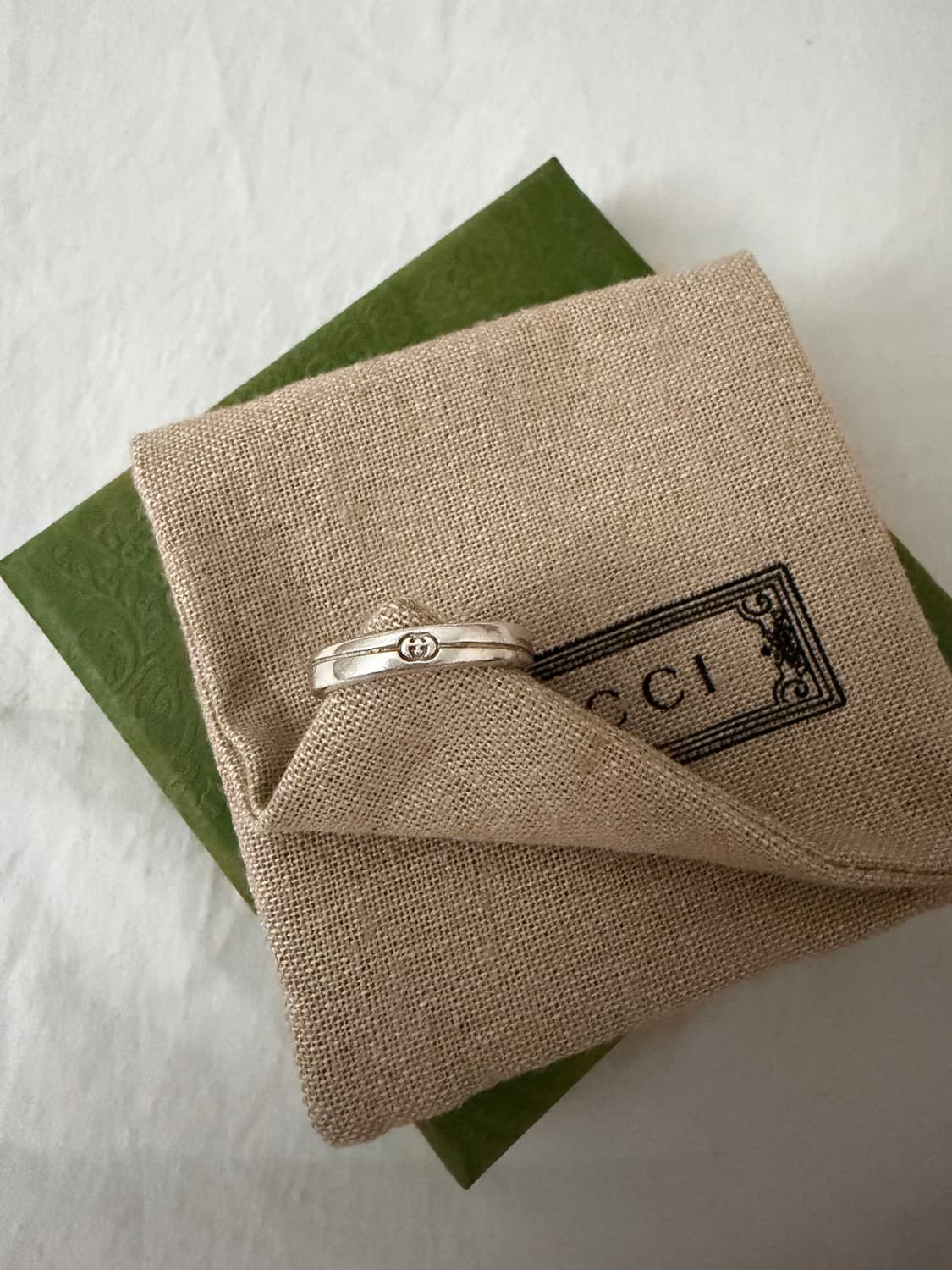 구찌 인터로킹 반지 상품이미지1