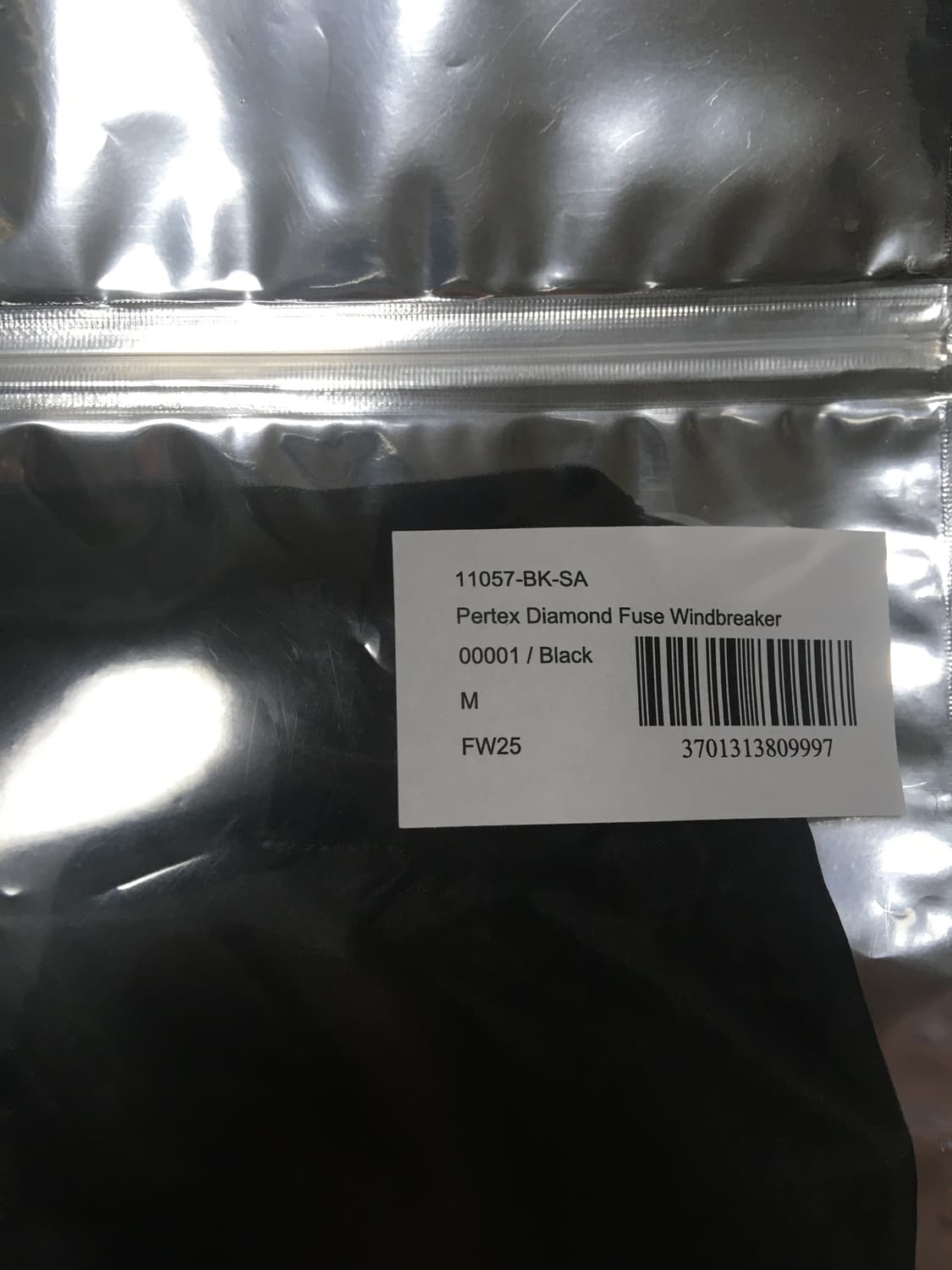 Satisfy 새티스파이 pertex 바람막이 블랙 판매합니다 상품이미지10
