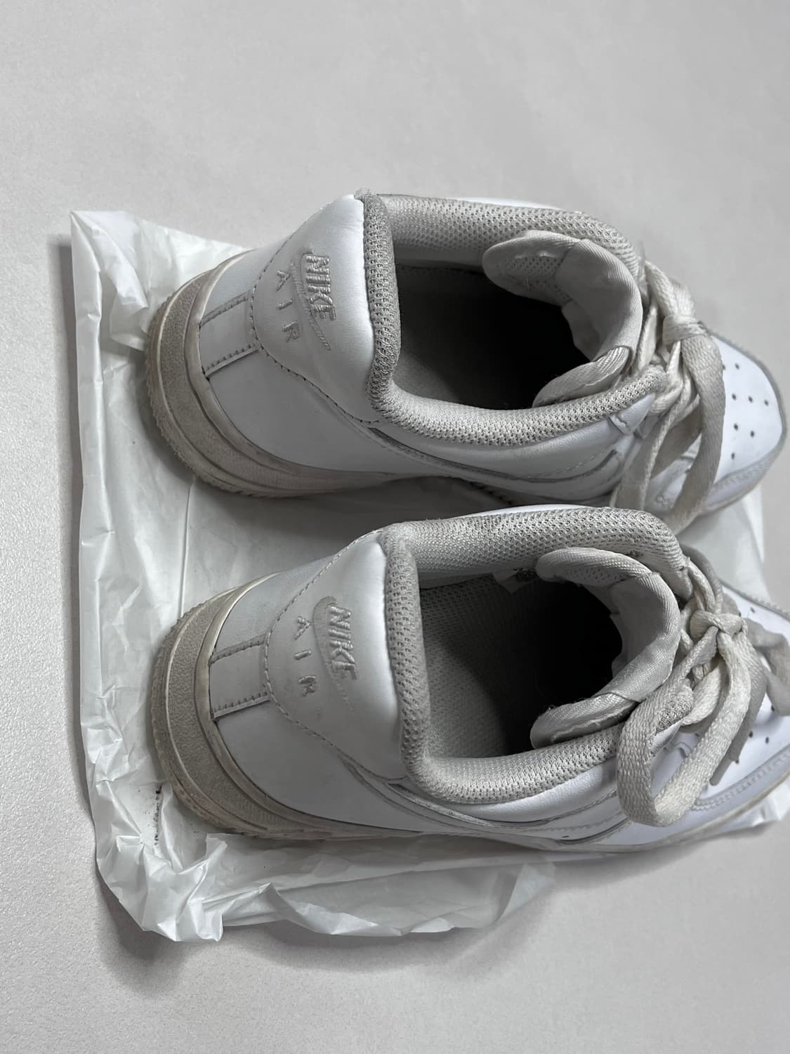 나이키 에어포스 화이트 230  상품이미지3