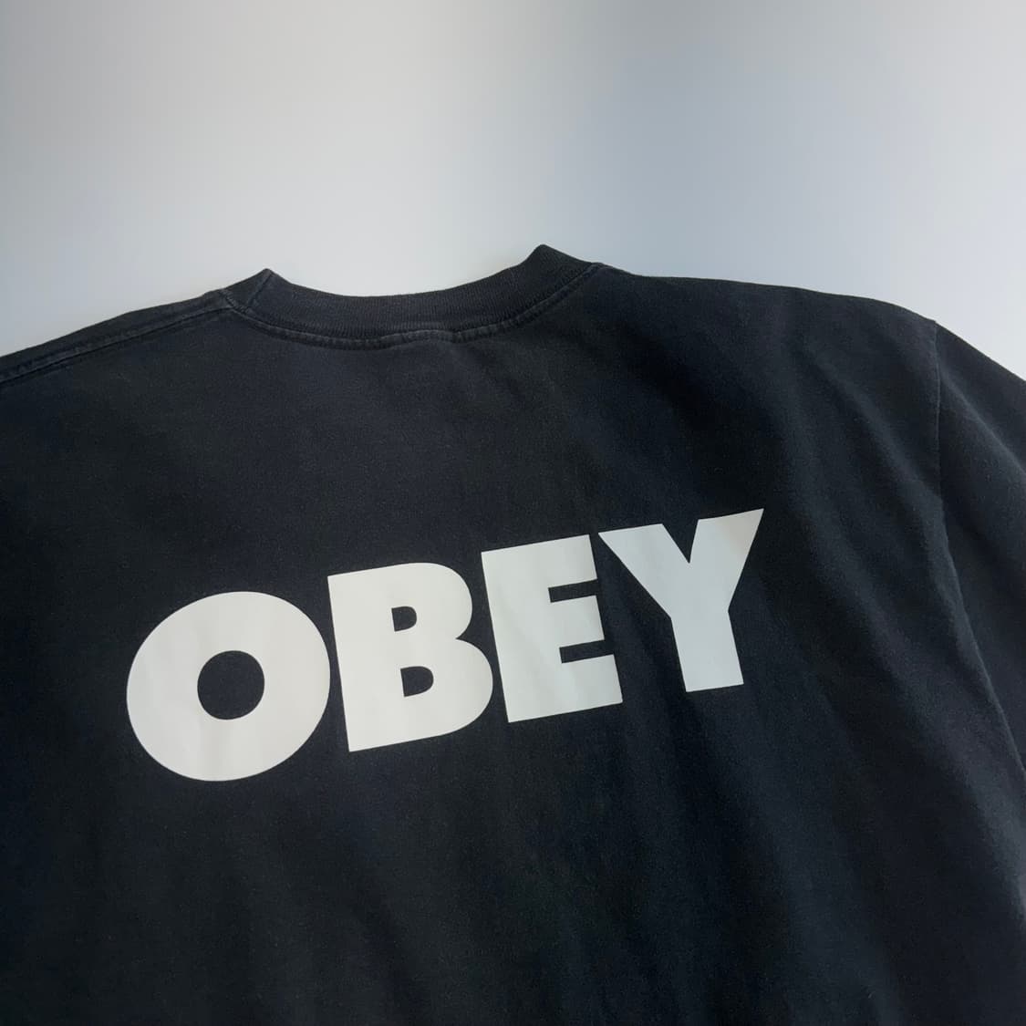 Obey 오베이 백 로고 블랙 반팔 상품이미지5