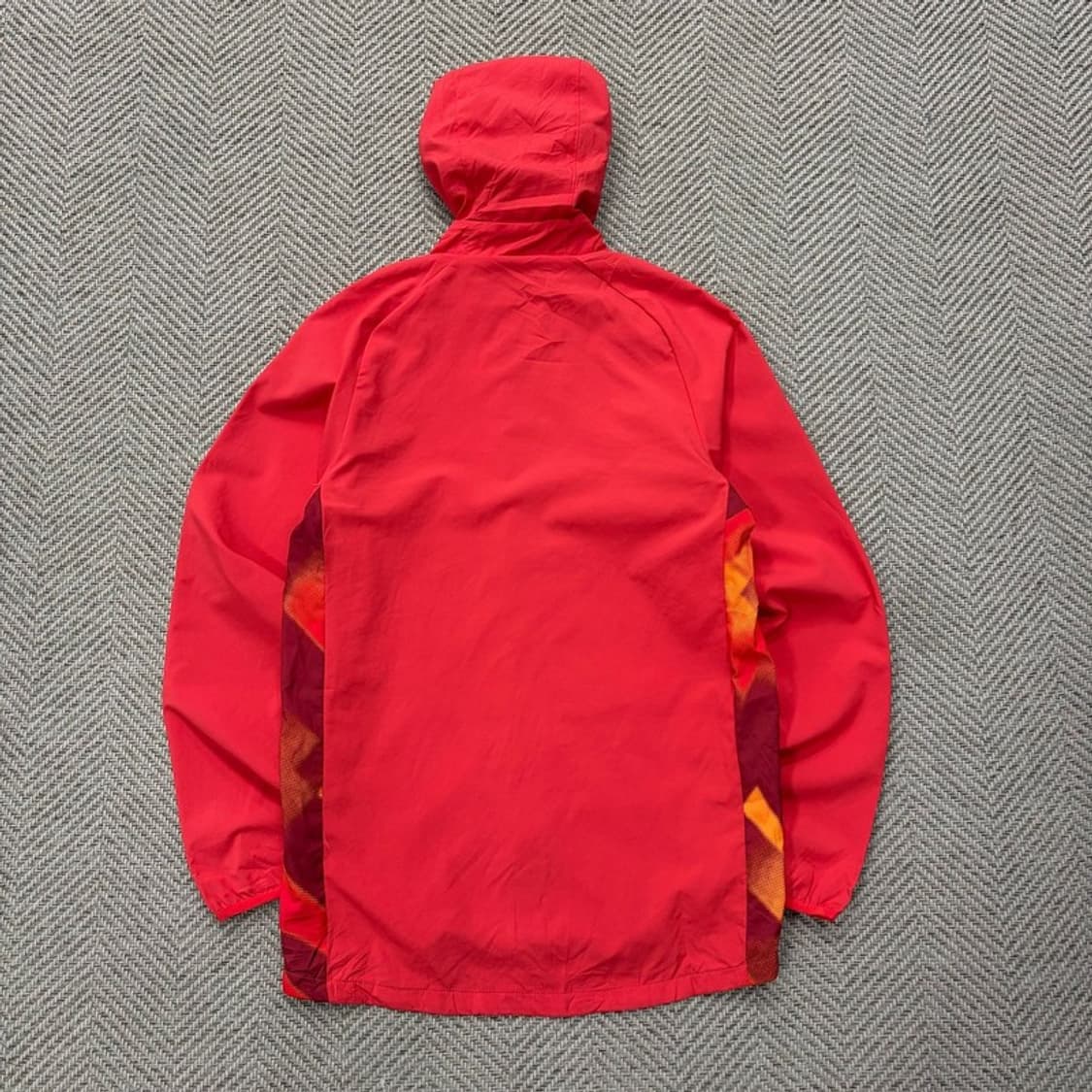 엄브로 본머스 로고 바람막이 v2177 상품이미지2