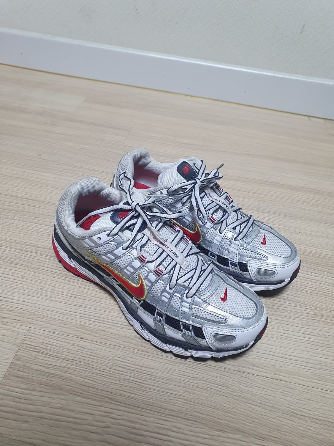 나이키 P-6000 실버 레드 운동화 245 상품이미지2