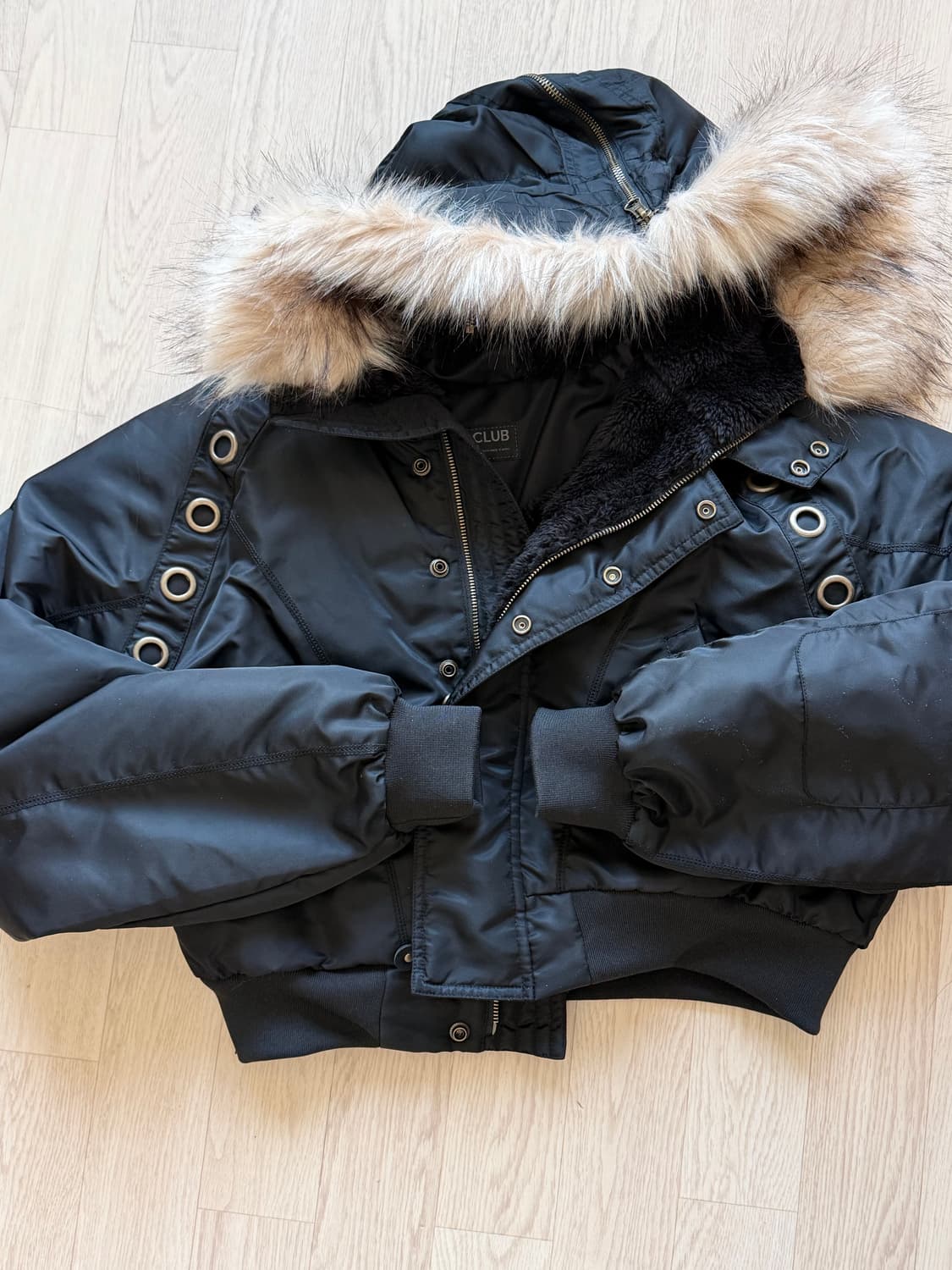 아일렛 퍼 MA-1 (BLACK) F25ZA003 상품이미지1