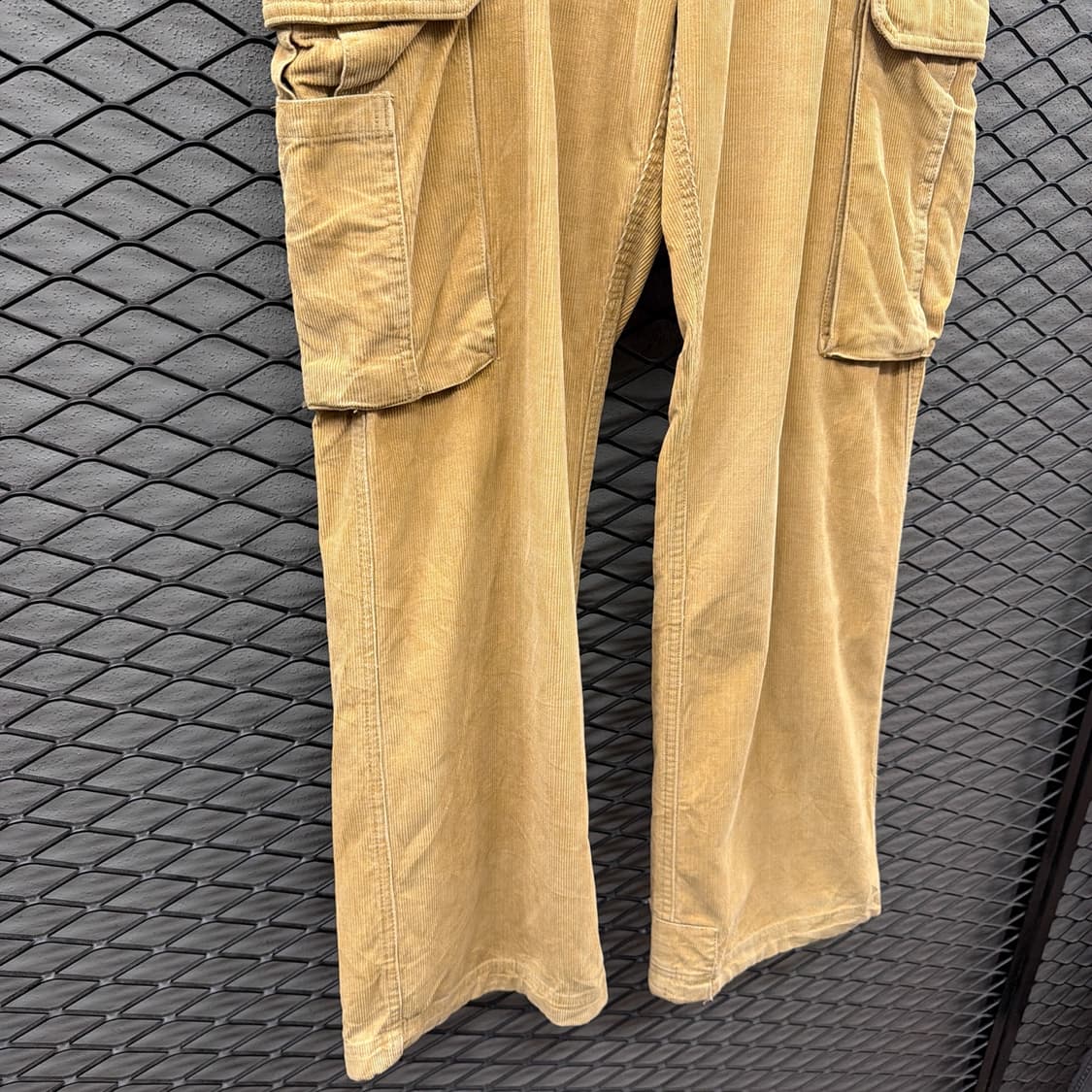 타미힐피거 코듀로이 워크팬츠 카고포켓 비조 디테일 카멜 상품이미지6