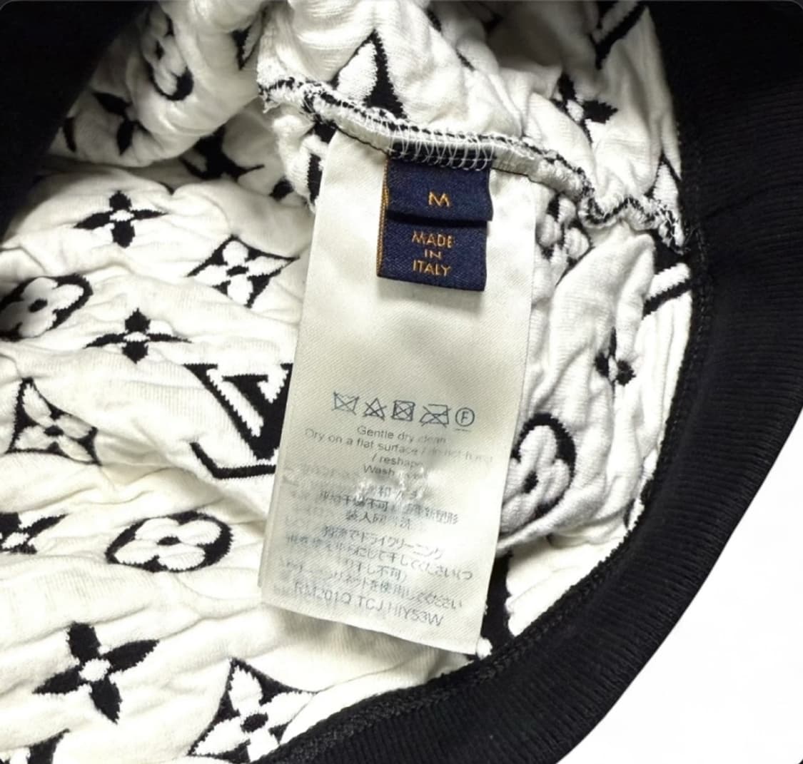 [ M / 새상품급 ]루이비통 풀 모노그램 맨투맨 상품이미지4