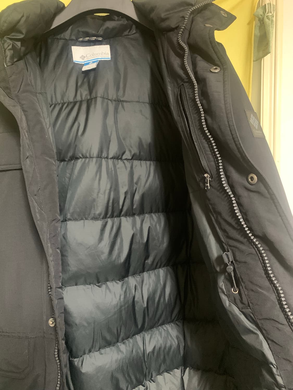 컬럼비아 덕다운 550 마운틴 패딩 판매합니다 상품이미지6