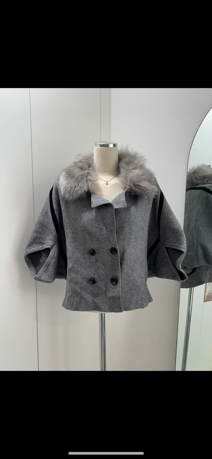 그레이 퍼 카라 반소매 코트 상품이미지1