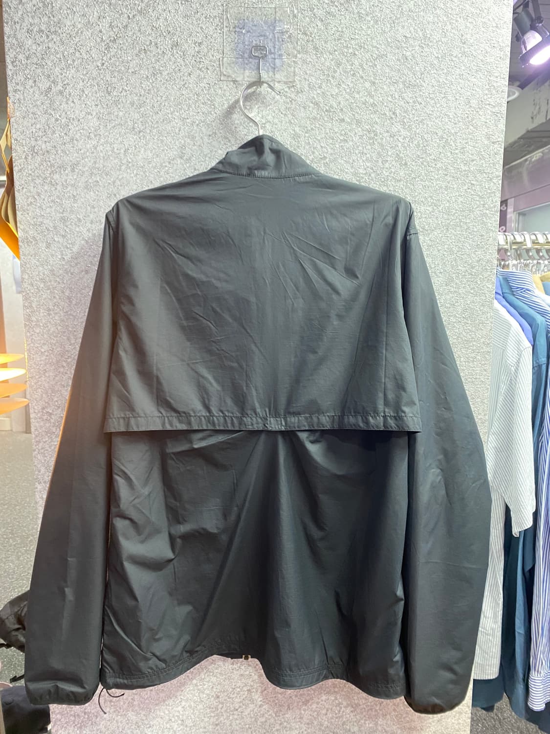 나이키 스우시 바람막이 자켓 블랙 B5130 상품이미지3