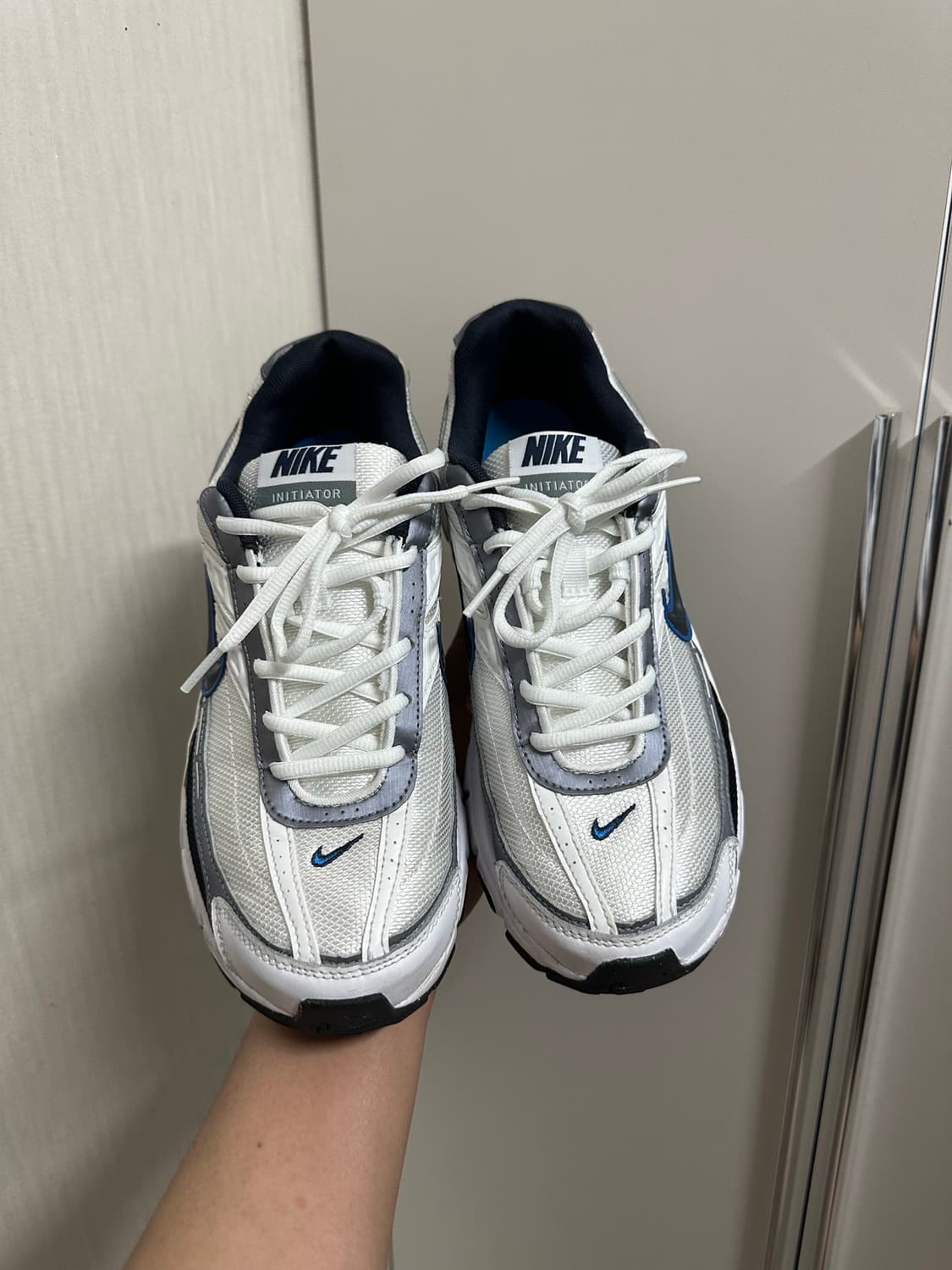나이키 이니시에이터 운동화 270 상품이미지1