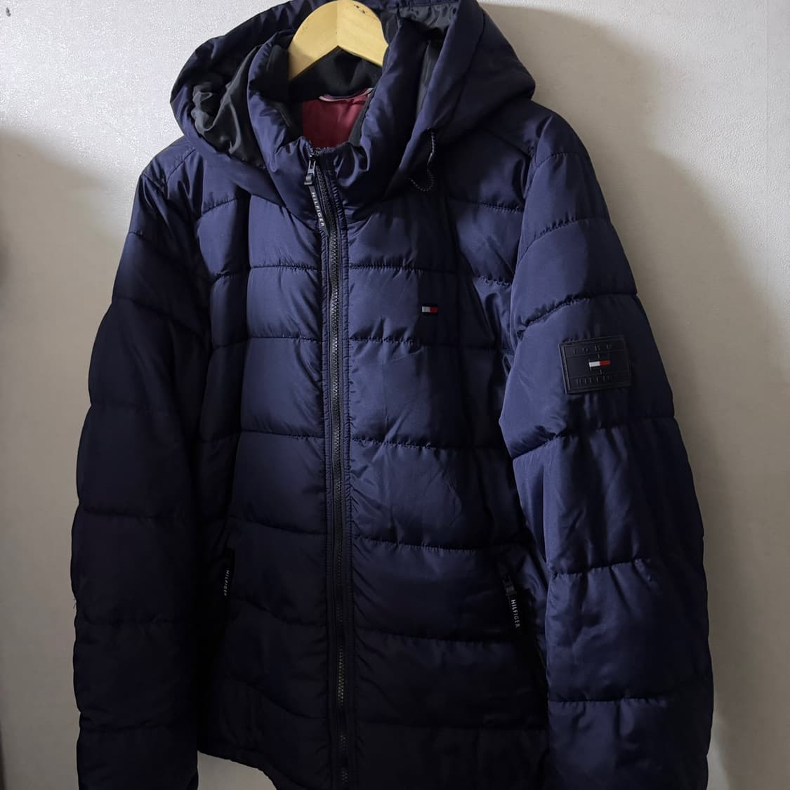 타미힐피거 네이비 후드 패딩점퍼 M (105정도) 상품이미지9