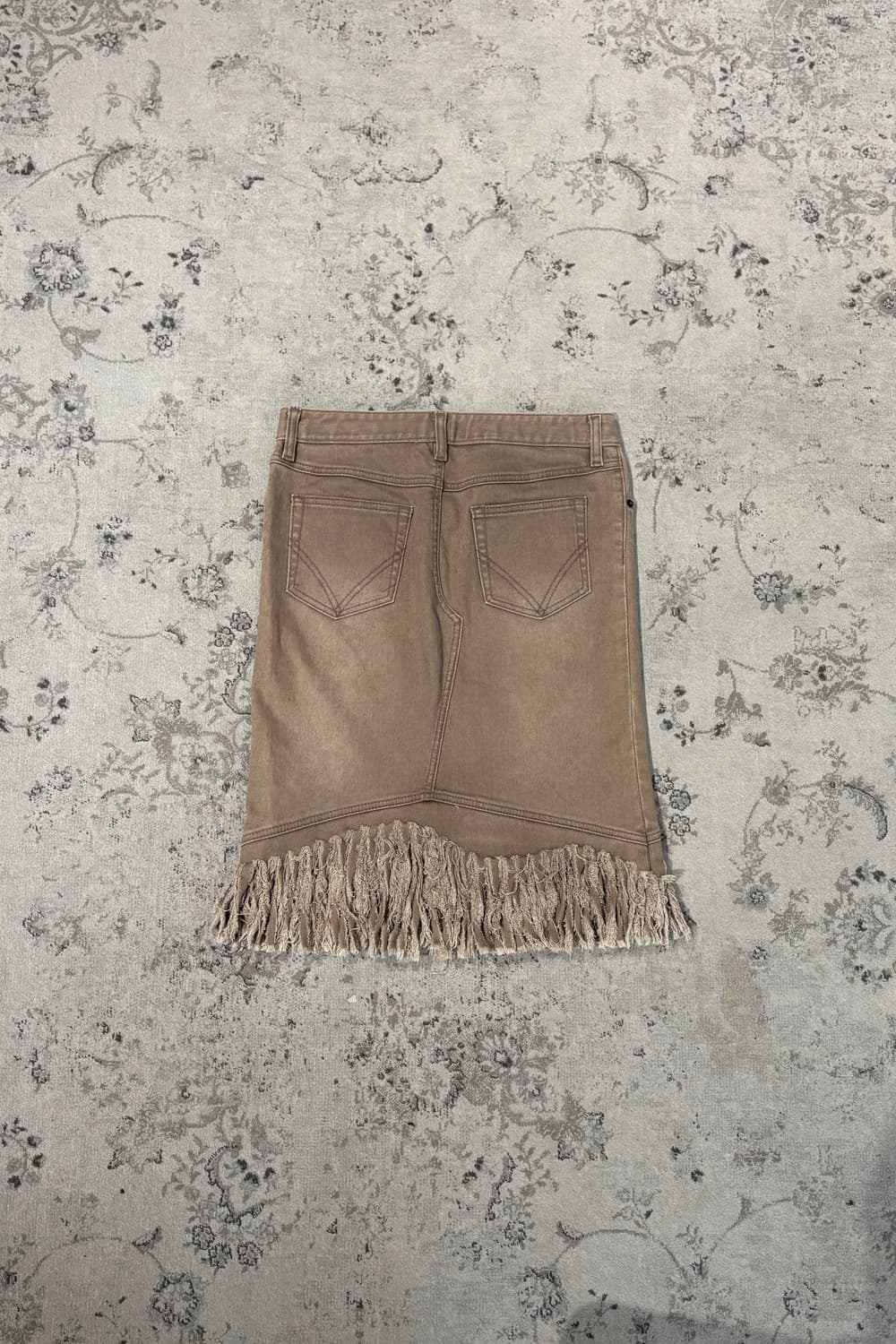 Fringe Detail Raw Hem Denim Skirt 상품이미지8