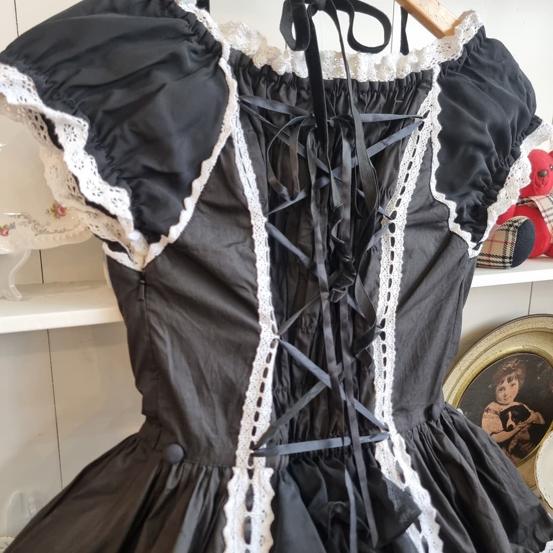 AND ROMEO 블랙화이트 프릴 리본 원피스 상품이미지5