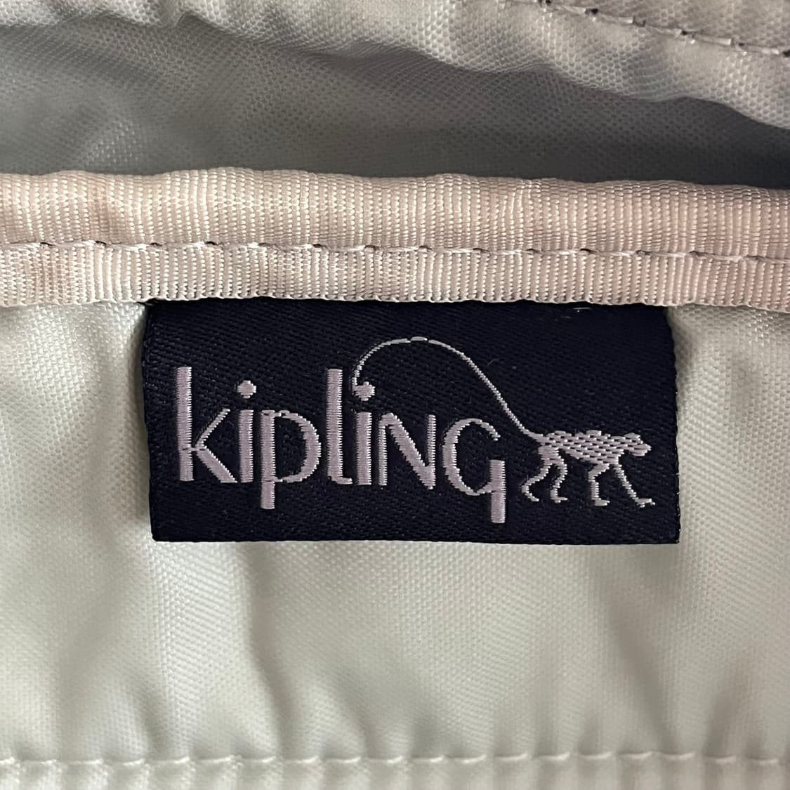 키플링 노트북 수납 투웨이 가방 상품이미지8