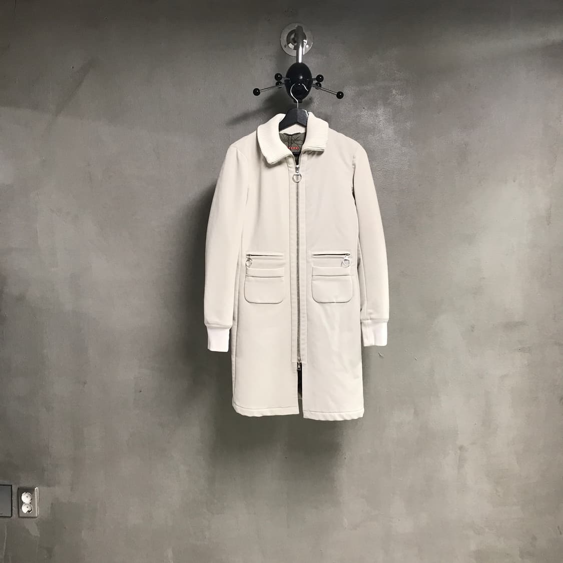 프라다 아이보리 코트 40(W) 상품이미지1