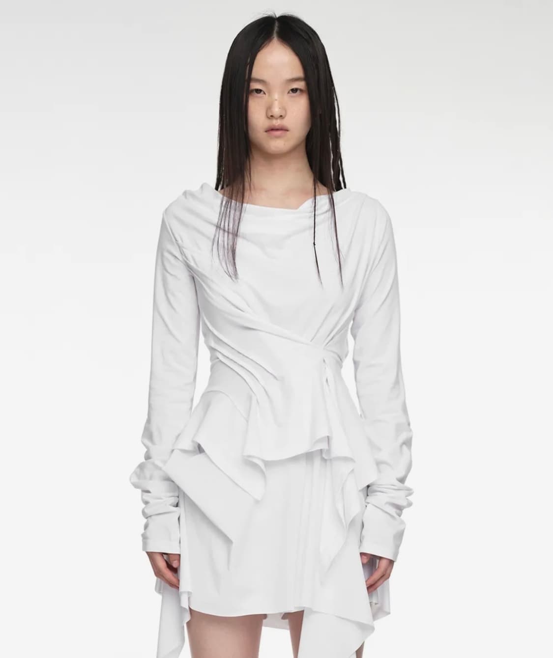 나체 INCLINE DRAPING LONG SLEEVE IVORY 상품이미지1