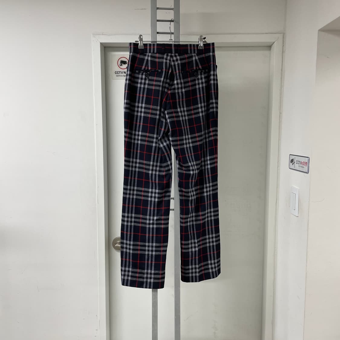 버버리 노바 네이비 팬츠 76(W) 상품이미지4