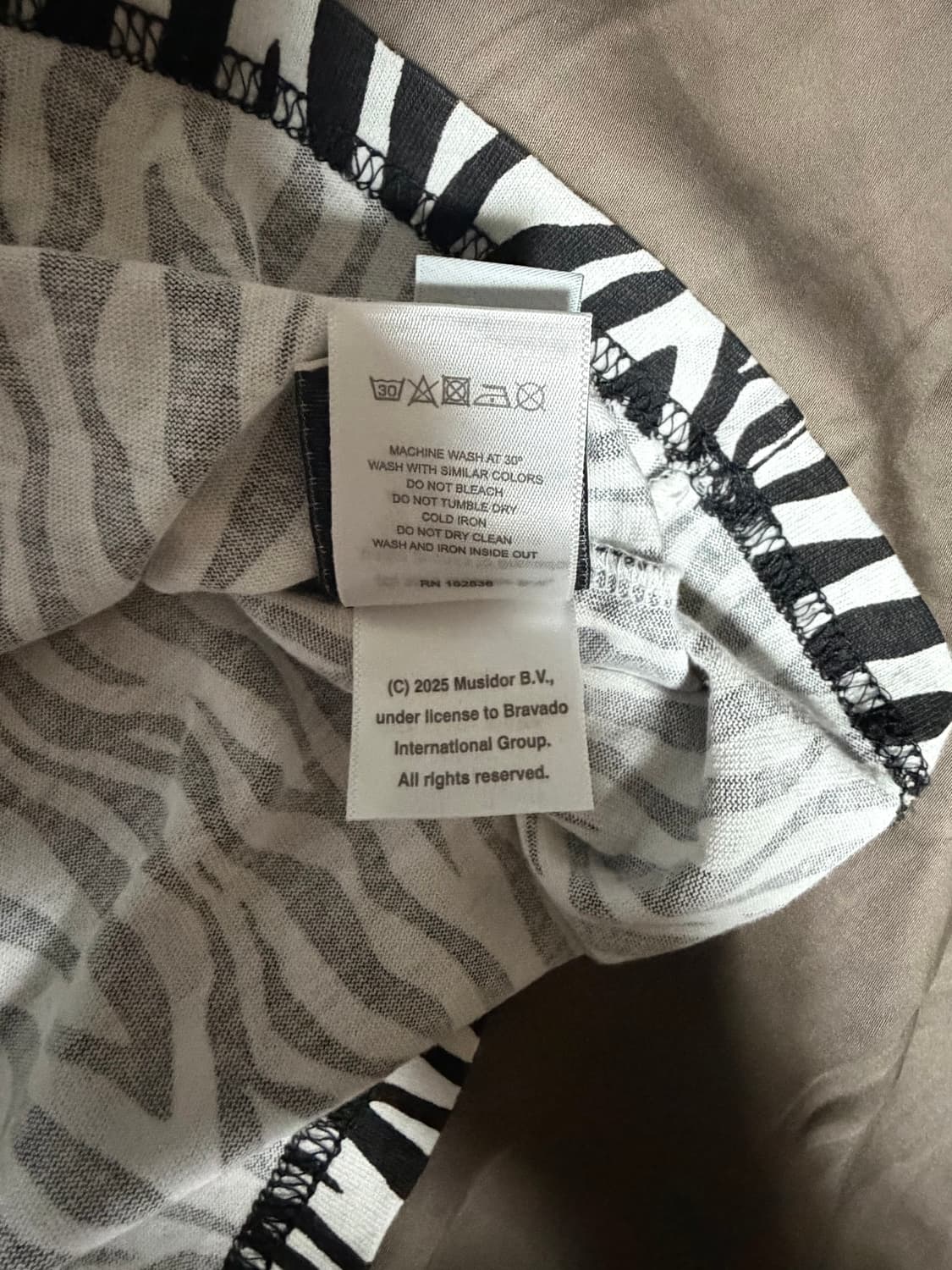 데님 티어스 x 롤링 스톤스 협업 롱슬리브 상품이미지8