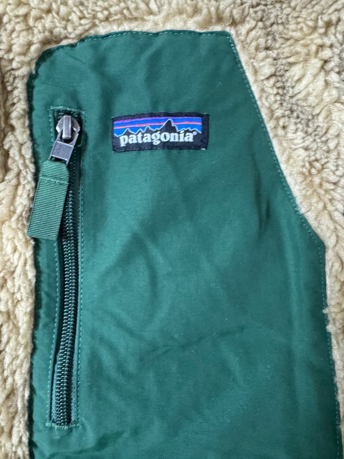 XL 파타고니아 리버시블 비비 다운 베스트 그린 상품이미지6