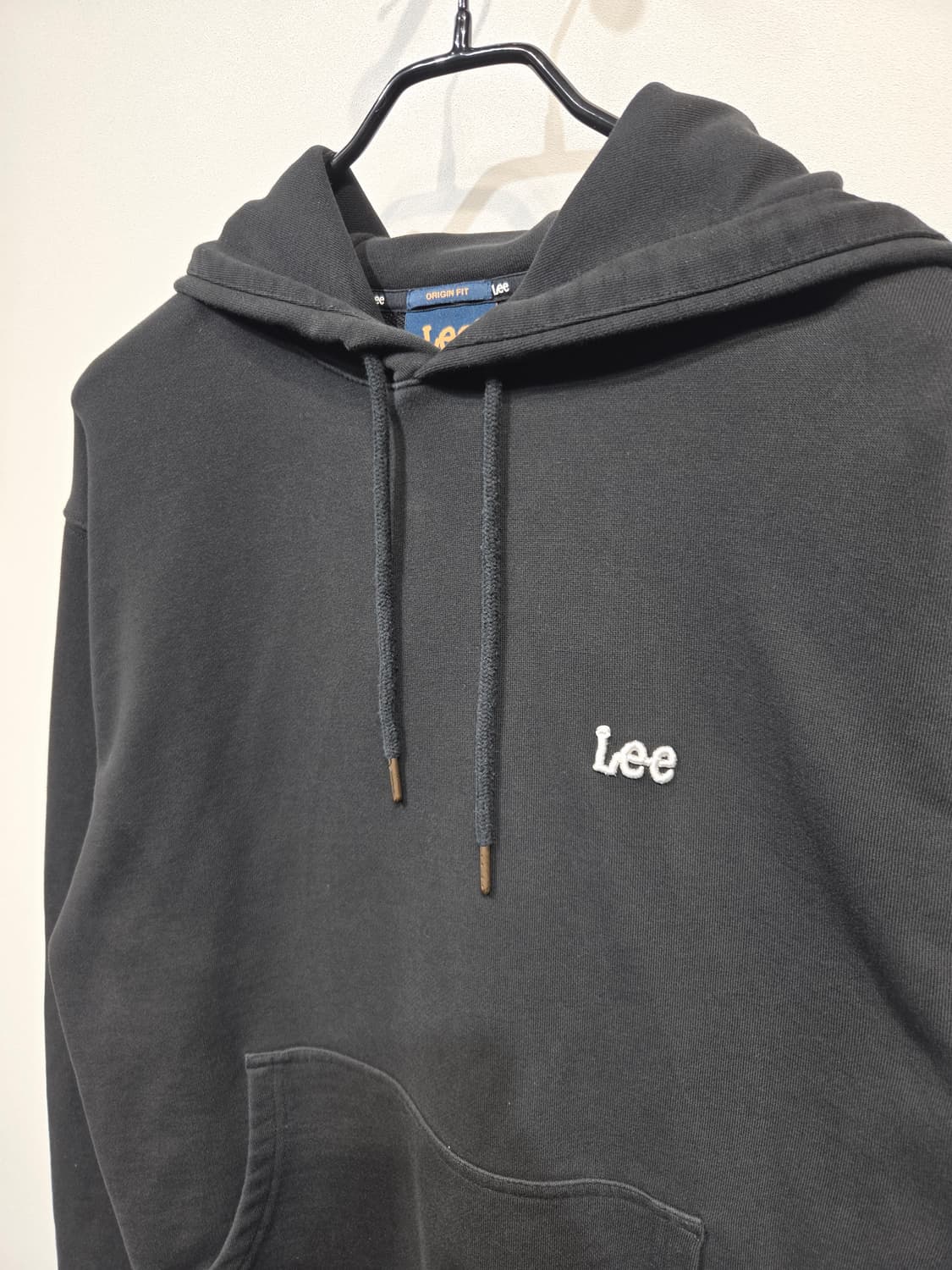 lee 스몰로고 블랙 후드티셔츠_M 상품이미지3