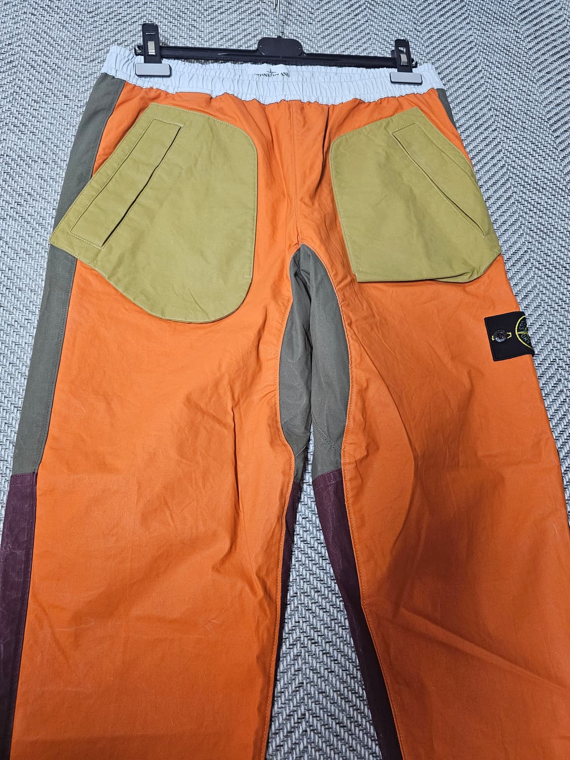 스톤아일랜드 텔라 멀티컬러 카고 팬츠 상품이미지3