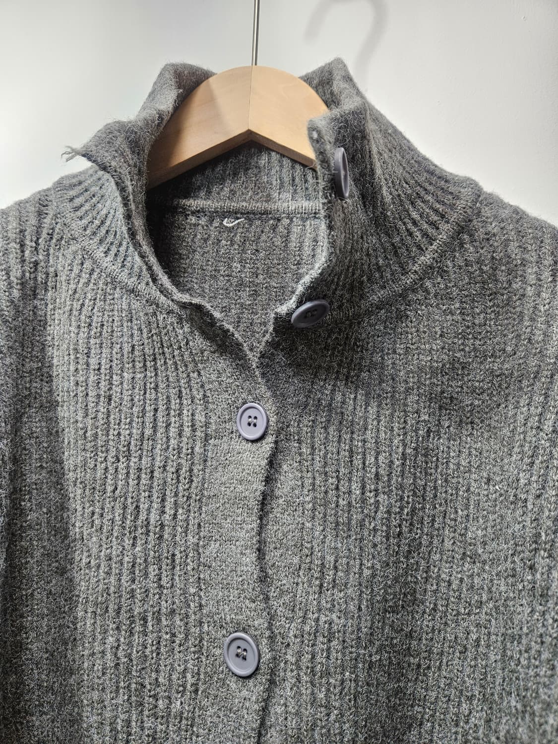 도톰 회색 니트 가디건 상품이미지2