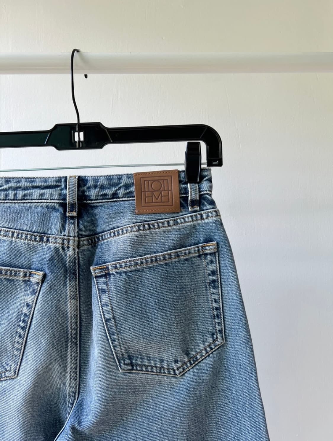 Toteme 토템 일자핏 데님 팬츠 상품이미지7