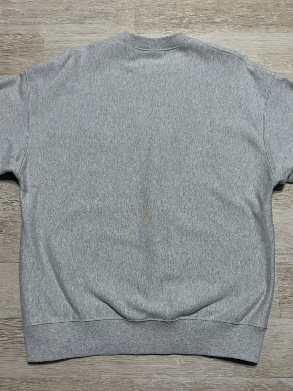 아웃스탠딩 맨투맨 상품이미지3