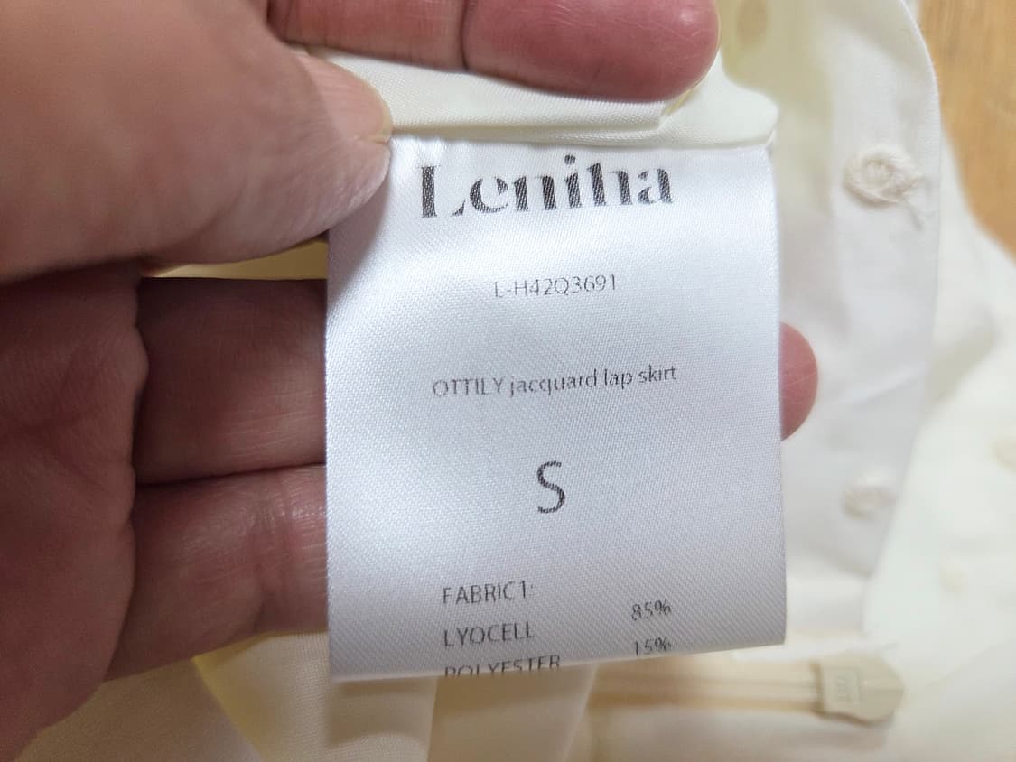 르니나(LENINA) OTTILY 랩스커트 55 새상품 상품이미지9