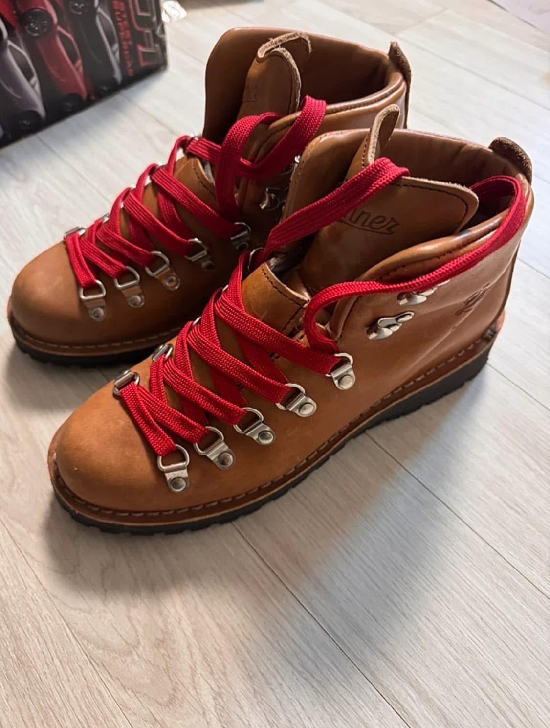 대너 마운틴라이트 캐스케이드 255mm 상품이미지1