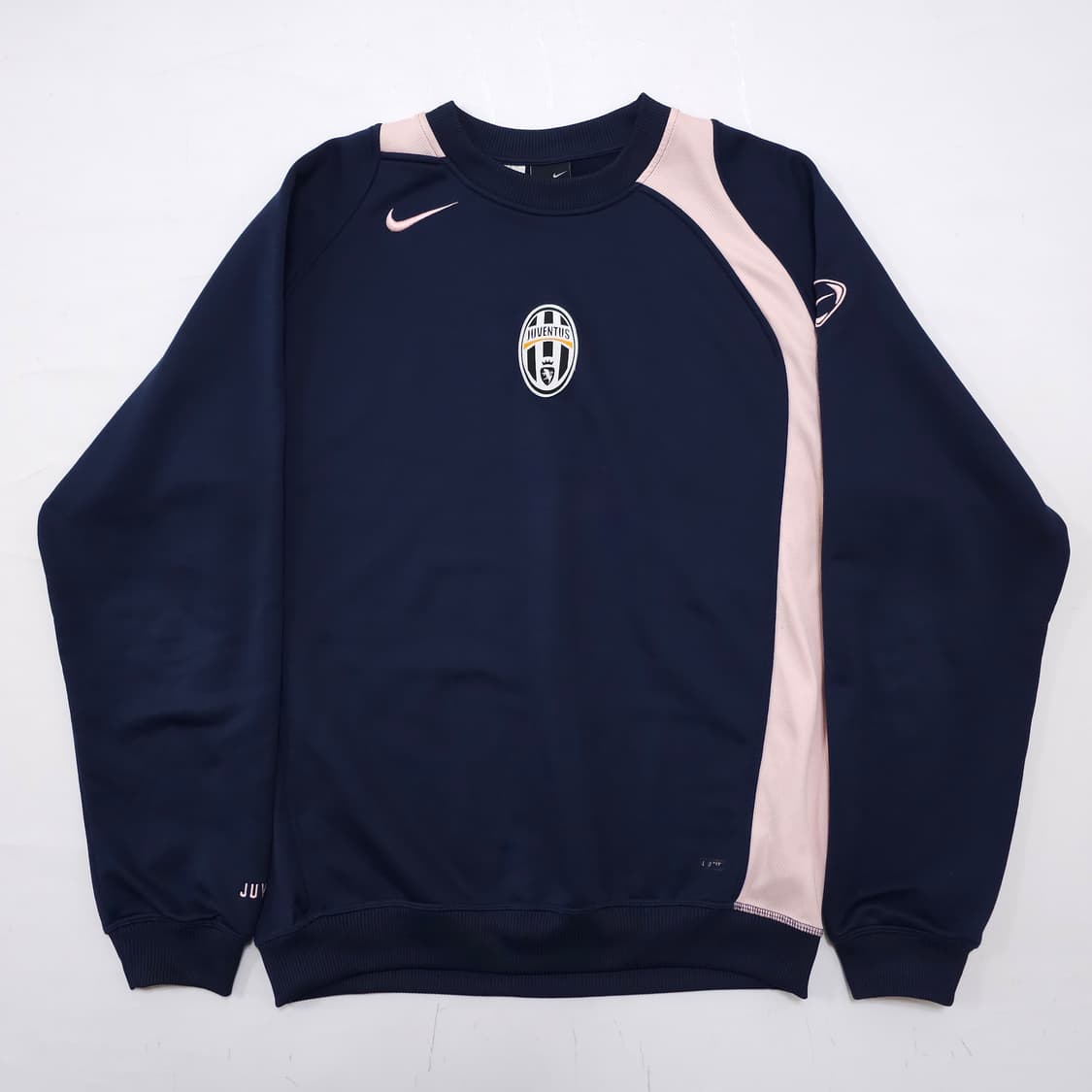 나이키 유벤투스 04-05 스웨트 탑 상품이미지1