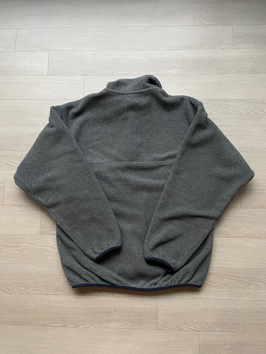 파타고니아 신칠라 니켈 네이비 그레이 플리스 patagonia 상품이미지2