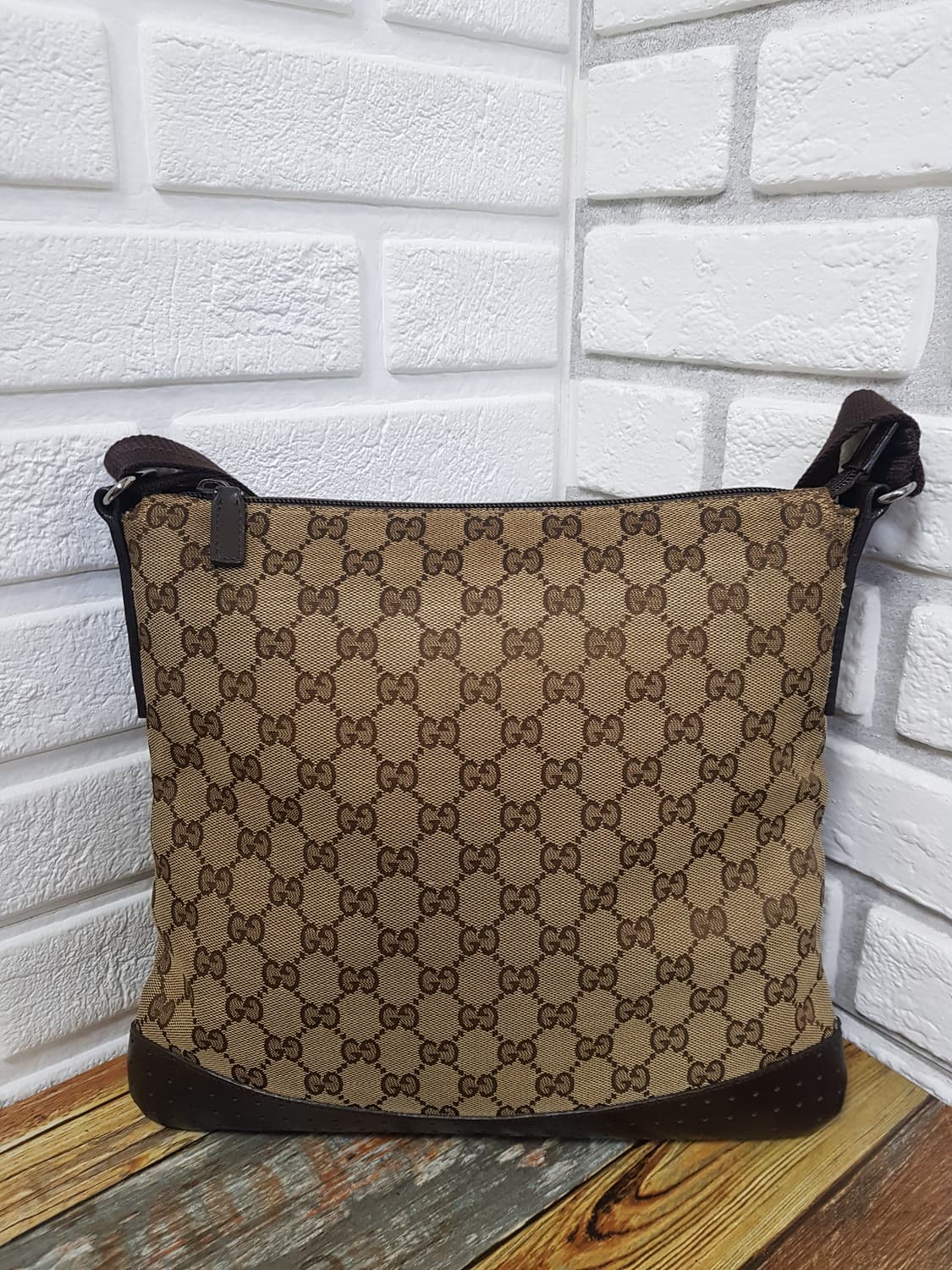 [정품] 구찌 GG 로고 캔버스 크로스백 브라운 상품이미지4