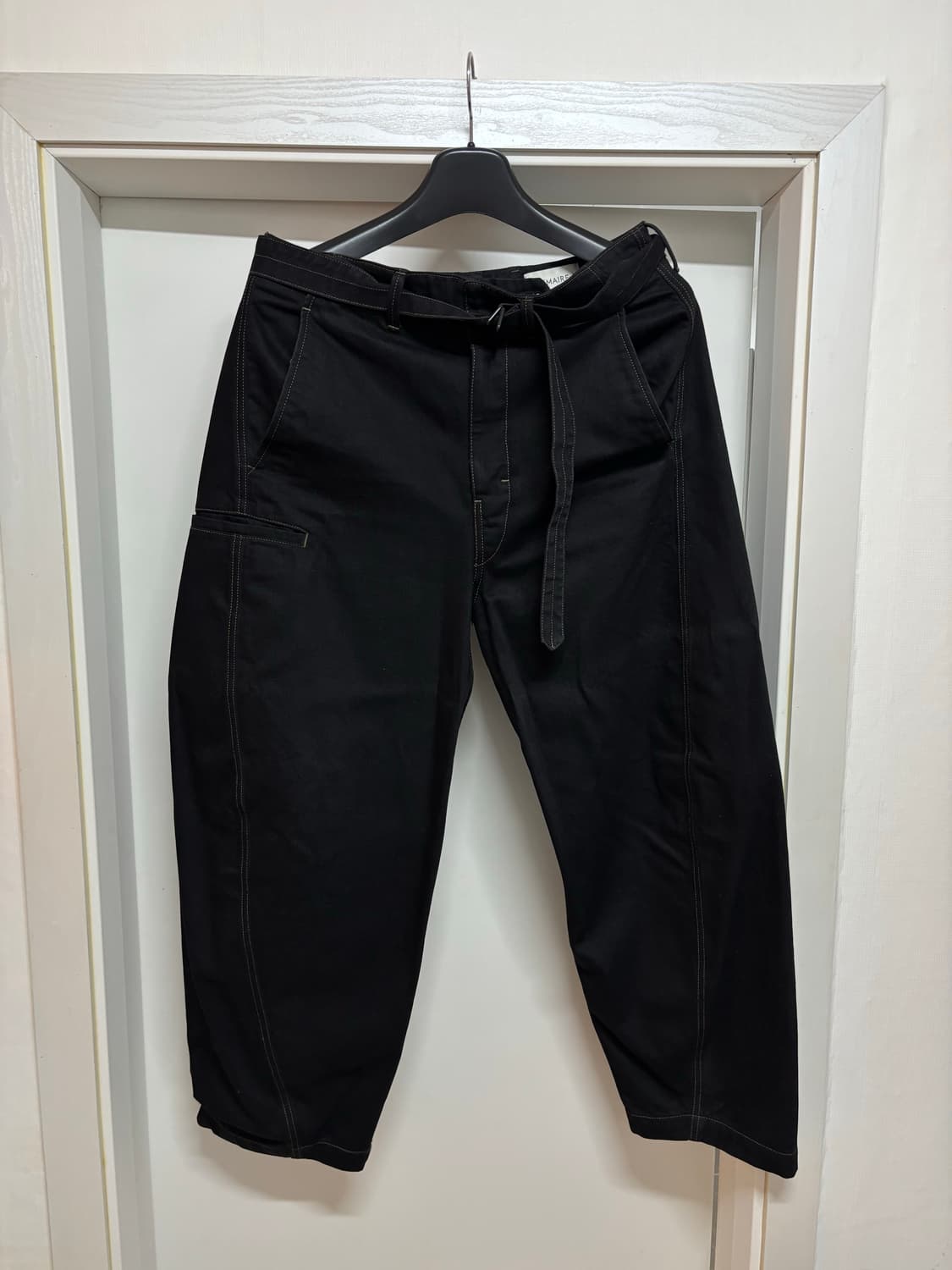 르메르 벨티드 트위스티드 데님 48 블랙 상품이미지2