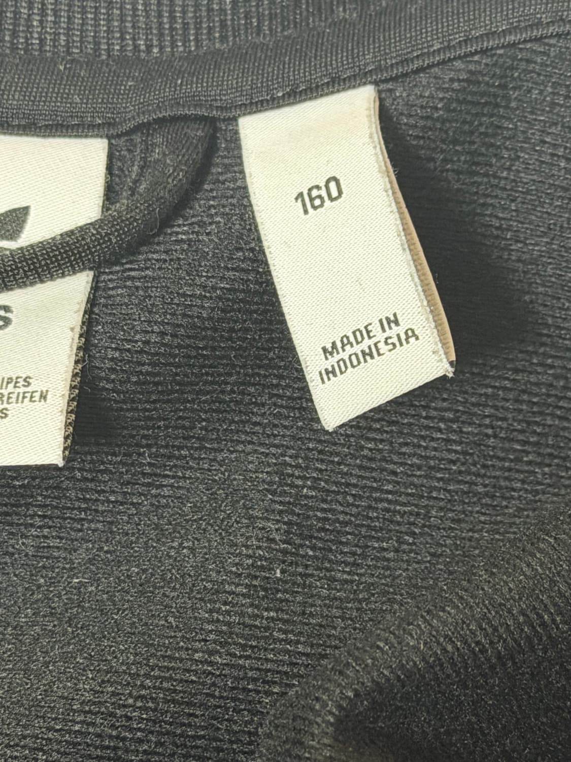 슬림핏 아디다스 핀터st 져지 데려가세용🖤🖤 상품이미지3