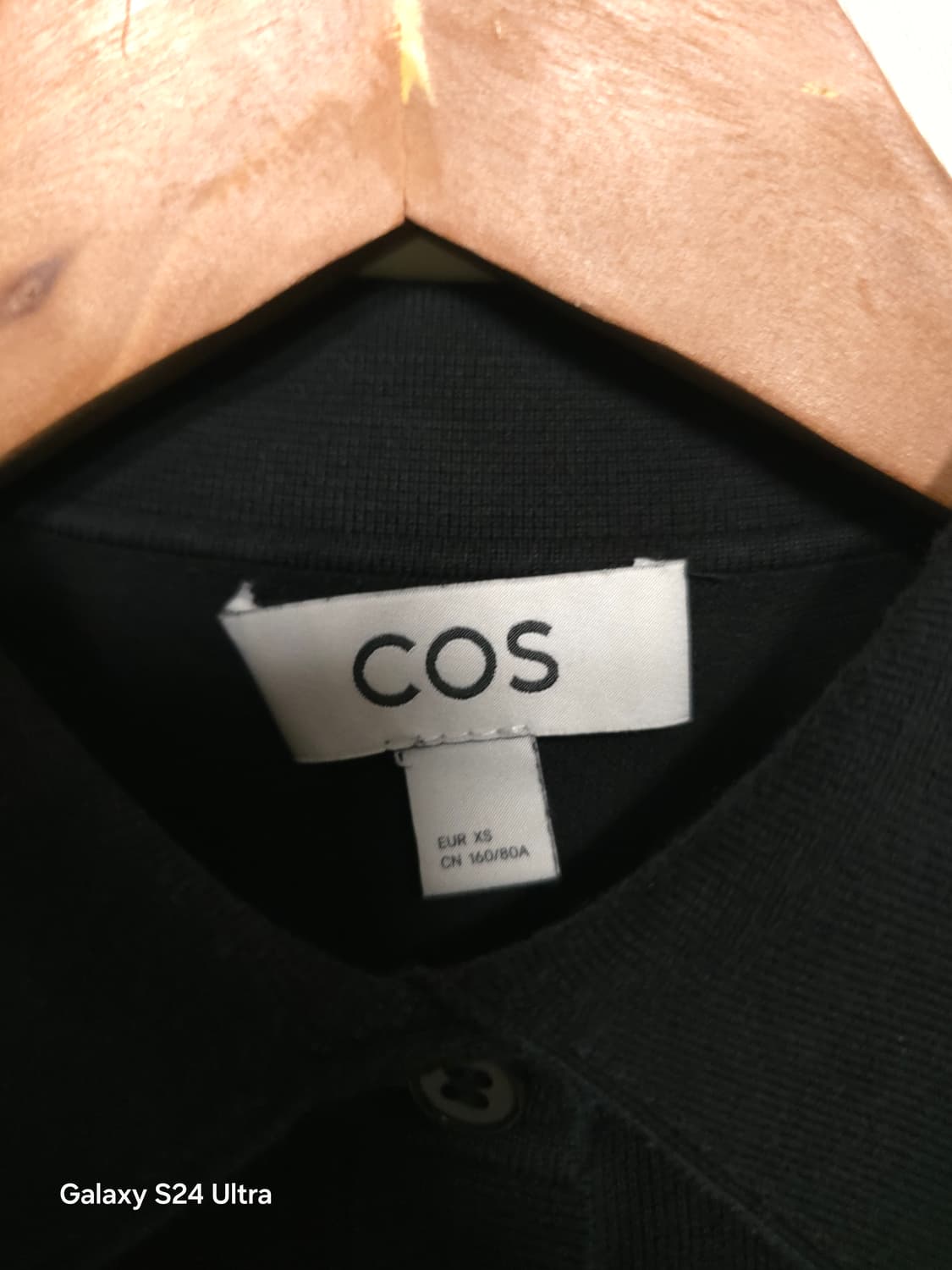 Cos 코스 블랙 실크혼방 카라 니트티 XS ✨️정품✨️

 상품이미지3