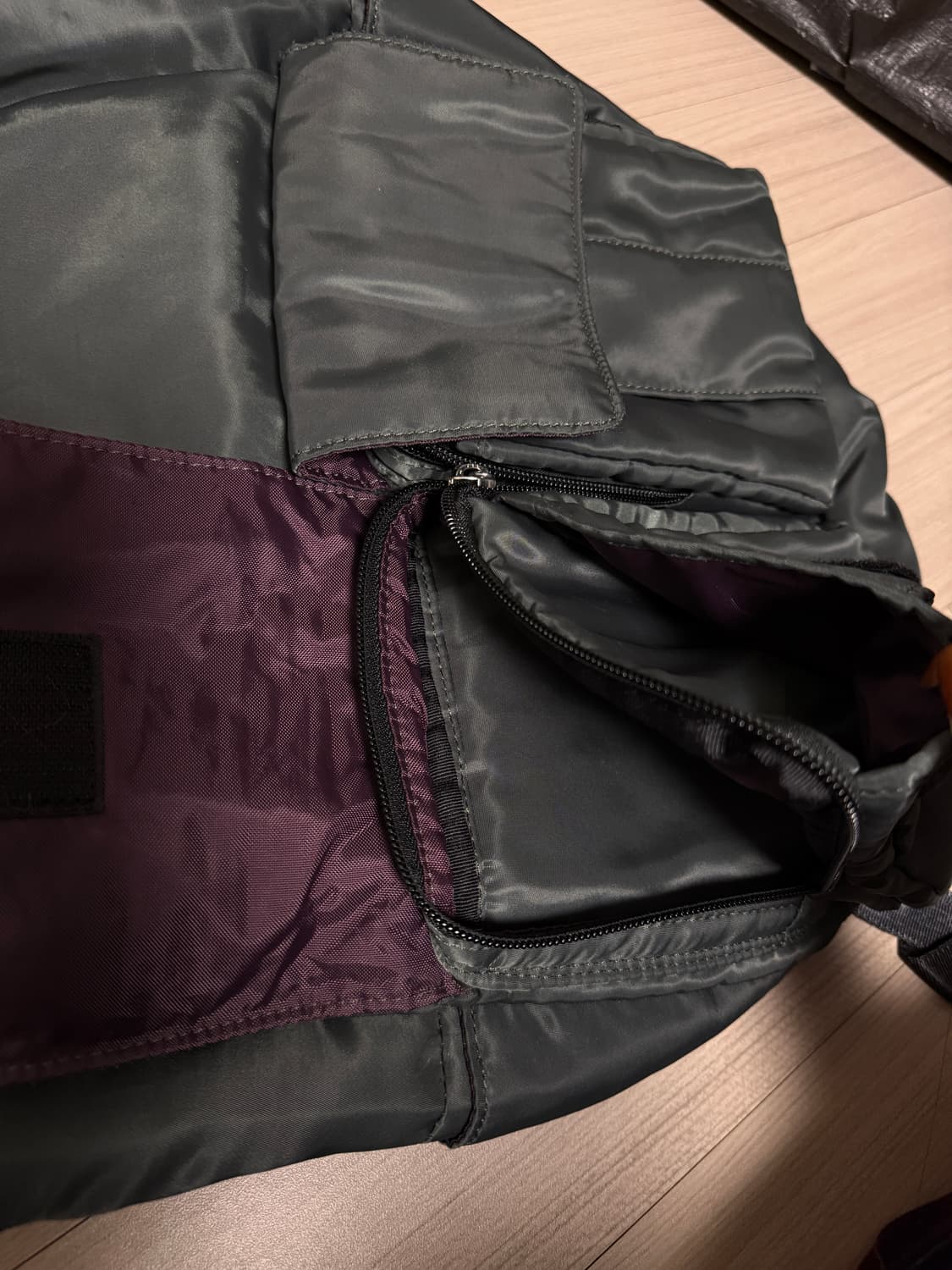 이우가마카라스 카키 카고 백팩 상품이미지5