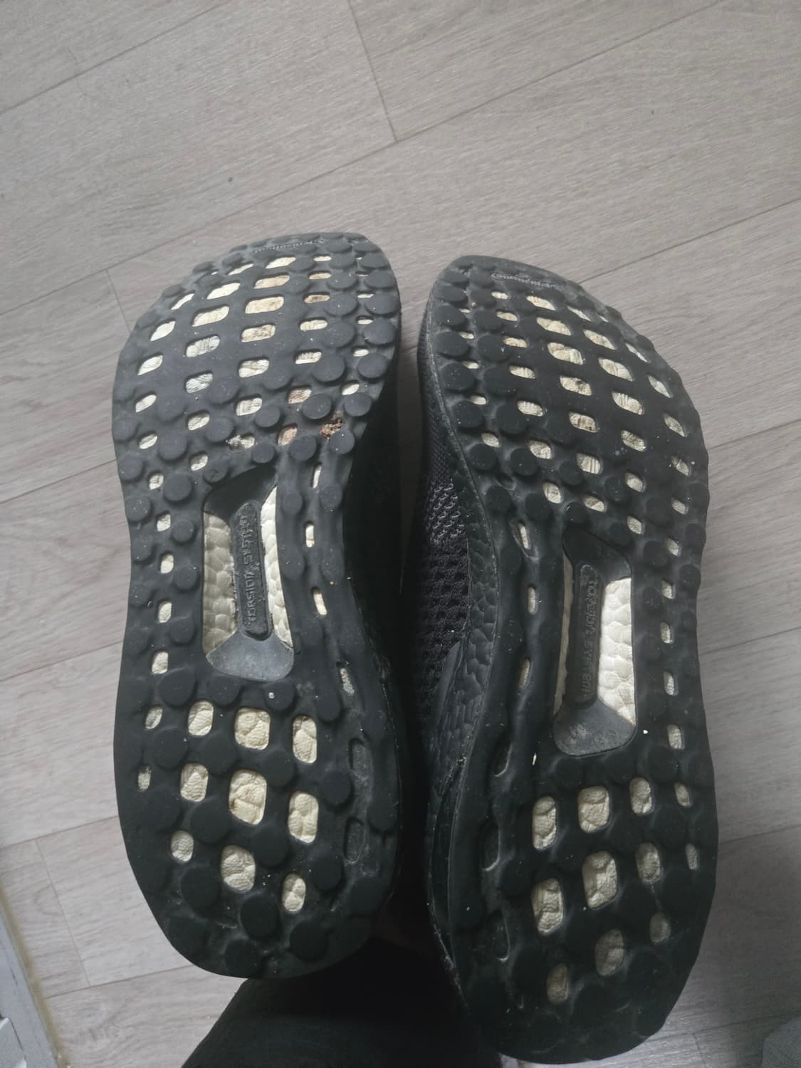 아디다스 울트라 부트스 270 상품이미지2