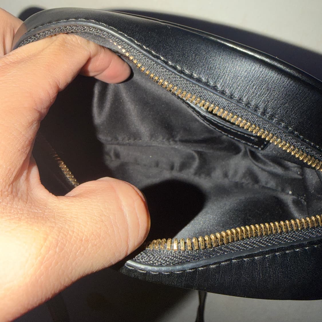 살바토레페라가모 간치니 시티미니 크로스백 상품이미지9