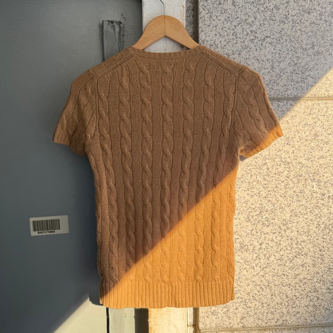 폴로 로고 포켓 반팔 케이블 니트 상품이미지2