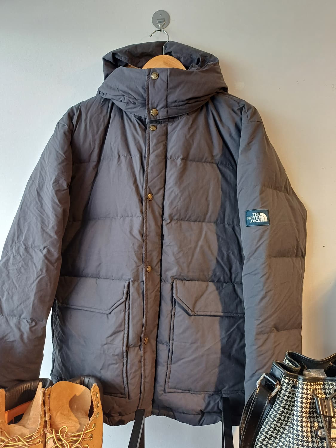노스페이스 시에라 후드 다운자켓 L사이즈 차콜/브라운 상품이미지2