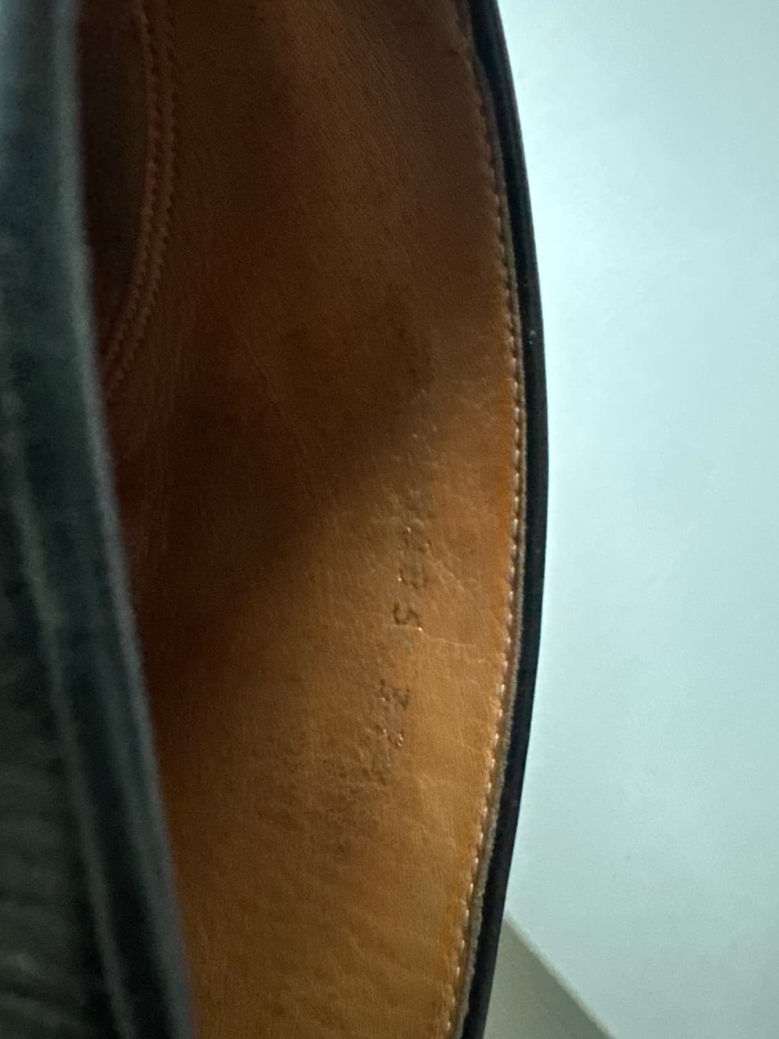 [240/37.5] 메종 마르지엘라 블랙 레더 앵클부츠 상품이미지7